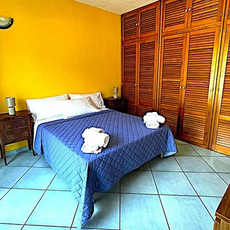 Casa vacanze Casa Valentina, 100 Meters From The *